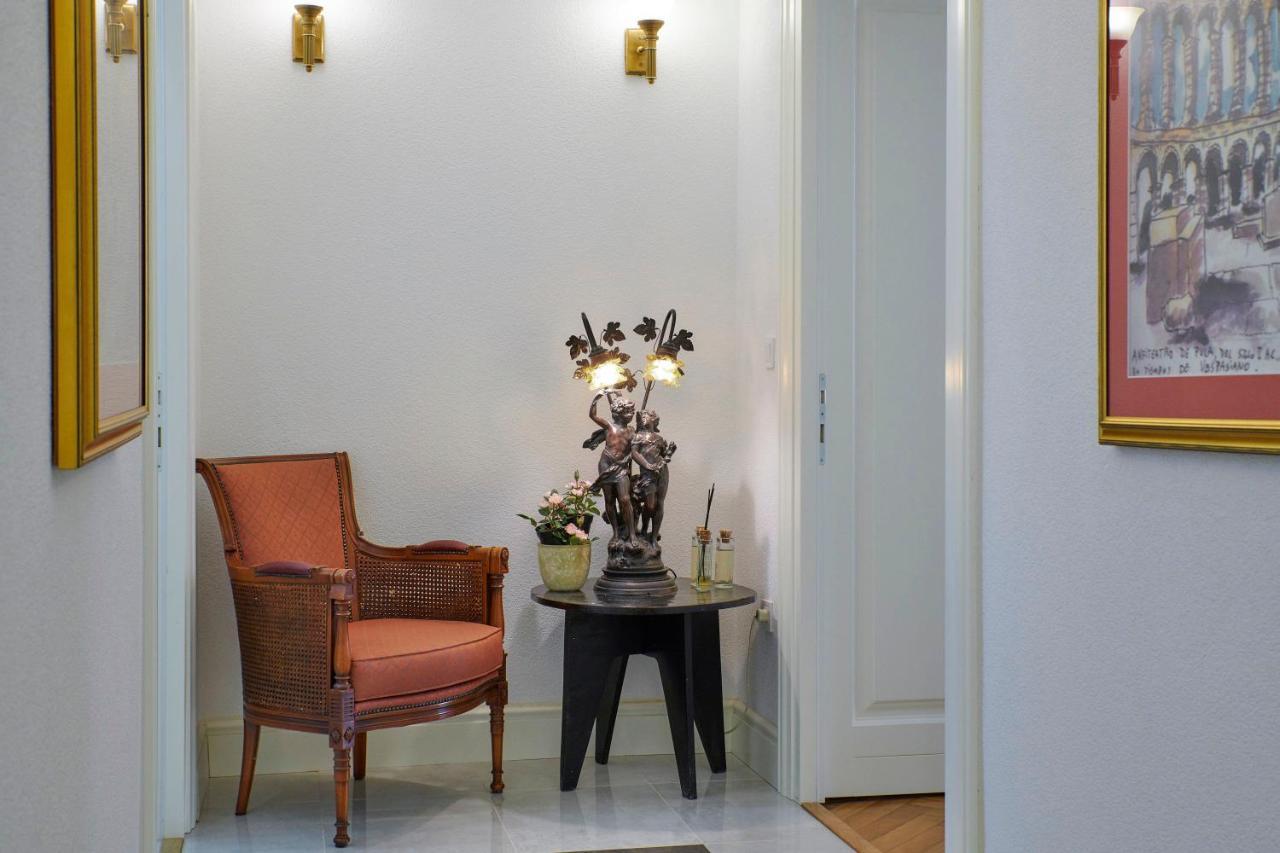 Appartement Little Roos à Pula Extérieur photo